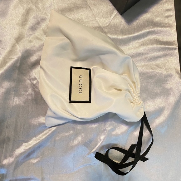 “AUTHENTIC” Gucci Leather belt with Double G buckle - Picture 8 of 8